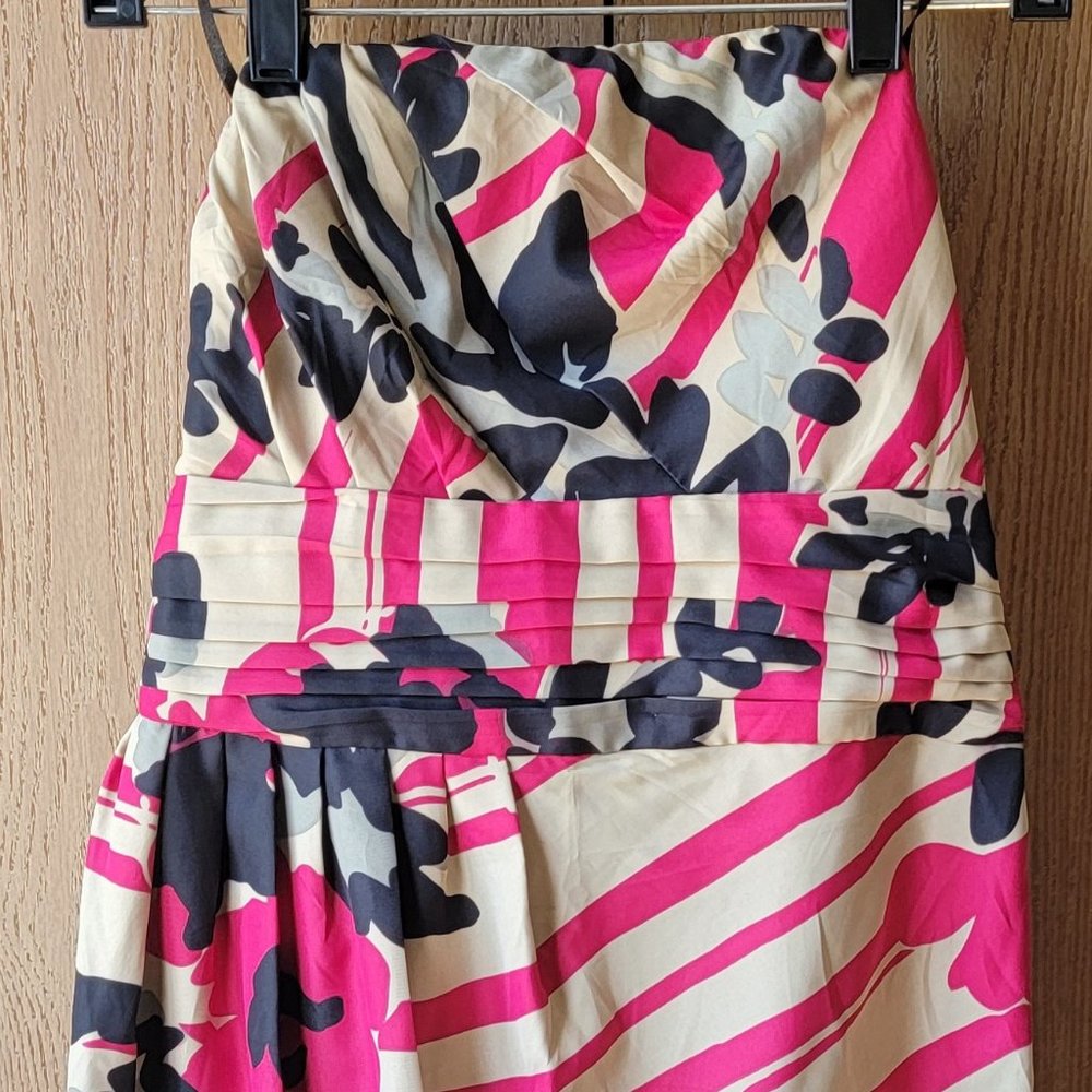 The Limited Strapless Dress Size 6, New with Tags